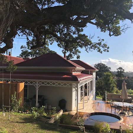 Crescent Villa - Stay Waiheke Ostend ภายนอก รูปภาพ