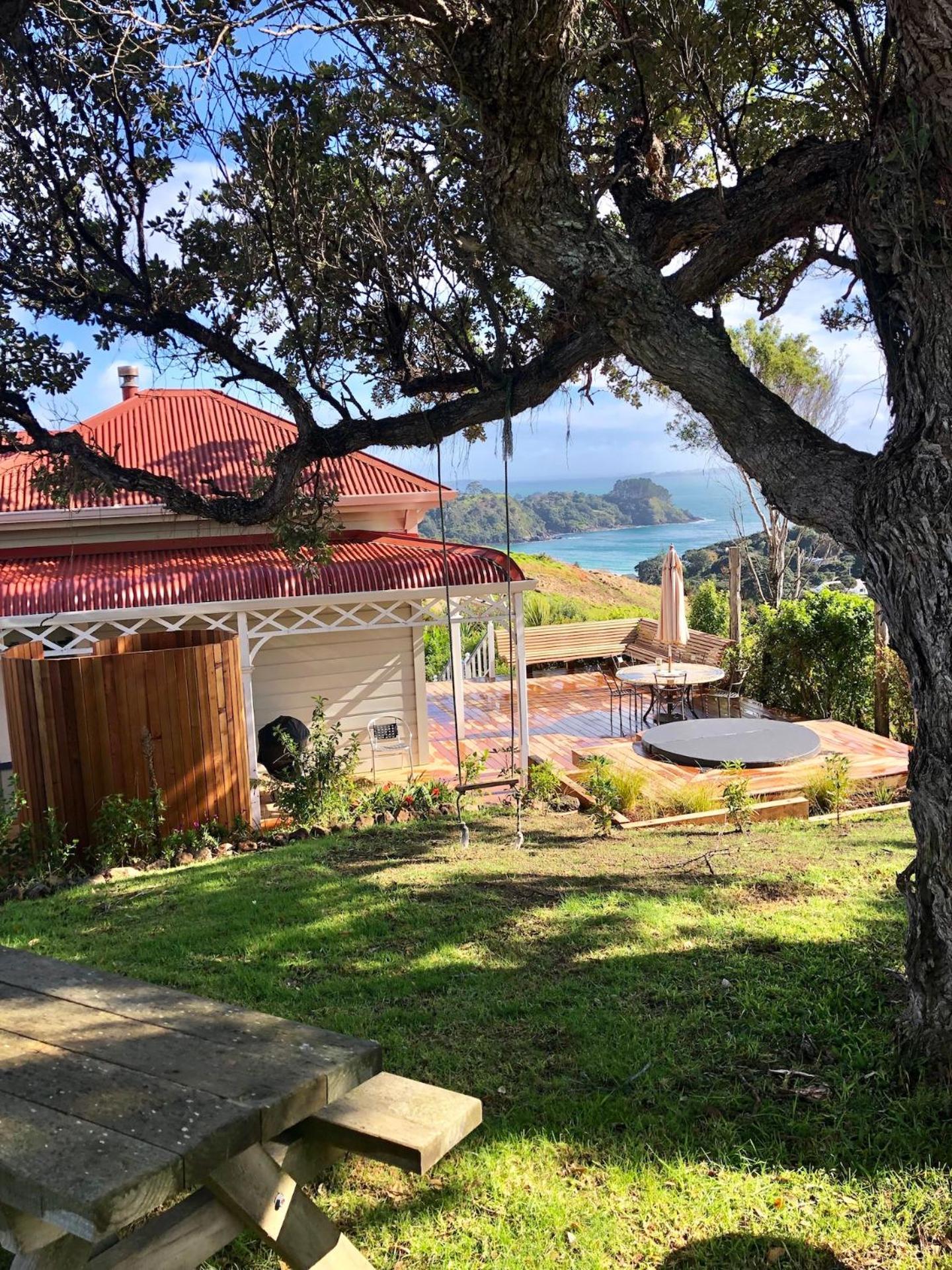 Crescent Villa - Stay Waiheke Ostend ภายนอก รูปภาพ