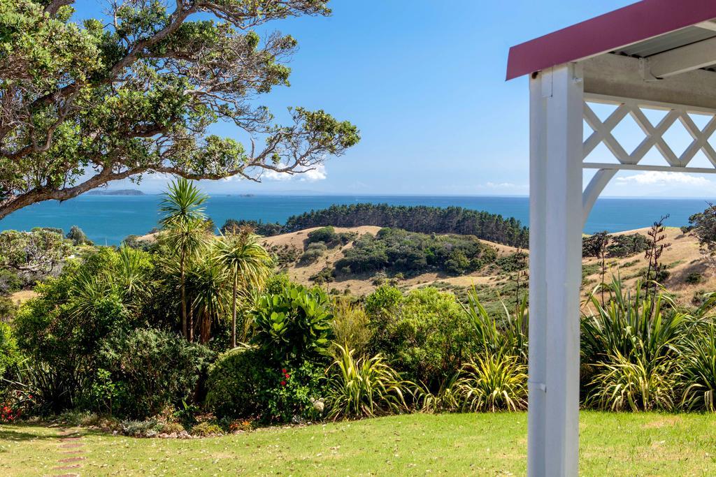 Crescent Villa - Stay Waiheke Ostend ภายนอก รูปภาพ