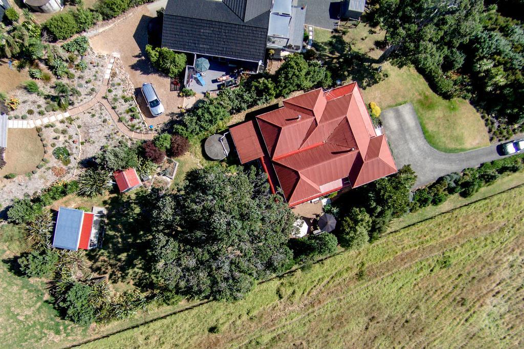 Crescent Villa - Stay Waiheke Ostend ภายนอก รูปภาพ